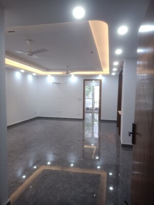 Room in 4 BHK Builder Floor at Vasant Kunj Enclave – for Sale