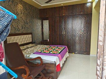Bedroom in 2 BHK Apartment at Sanpada – for Sale