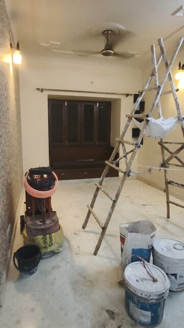 Team Area in 3 BHK Apartment at ACL Apartment, Vasant Kunj – for Rent