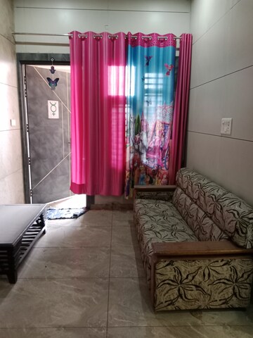1.5 BHK Builder Floor For Rent in Sector 18