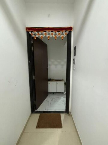 Furnished Amenities in 2 BHK Apartment at Raymond Ten X Habitat, Pokhran Road No Two – for Rent
