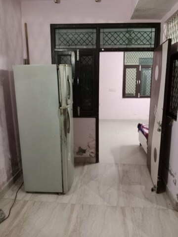 Room in 2 BHK Builder Floor at Lajpat Nagar ii – for Rent