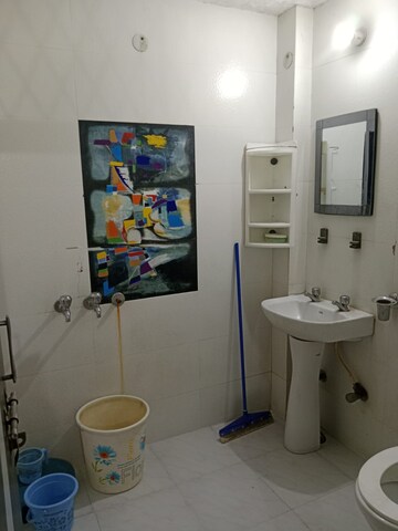 Bathroom in 2 BHK Builder Floor at Lajpat Nagar ii – for Rent