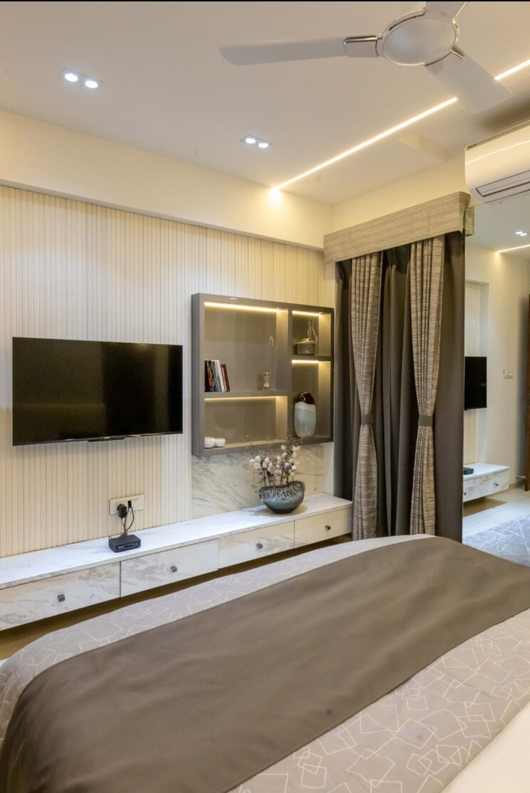 Room, nipania 5 Bedroom 3600 Sq.Ft. Apartment In Nipania Indore 9041123