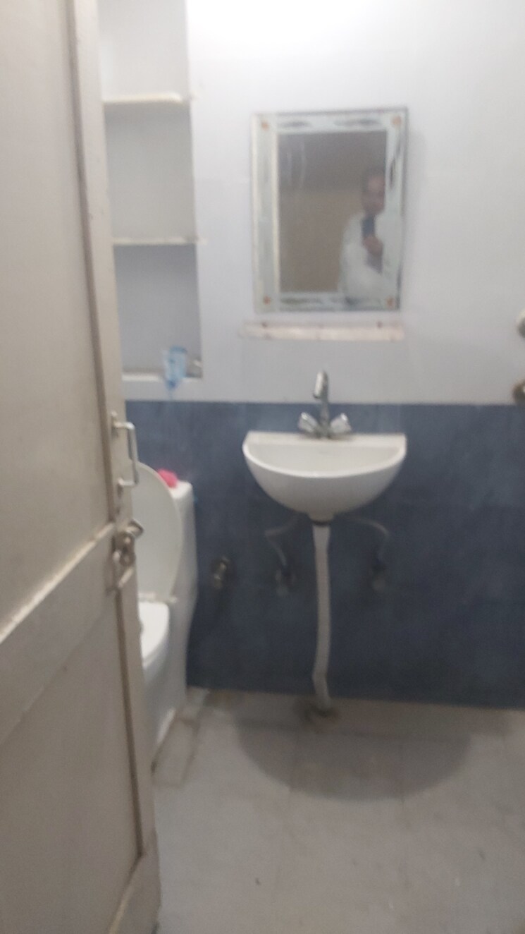 undefined, mayur vihar 3.5 Bedroom 1250 Sq.Ft. Apartment In Mayur Vihar Delhi 9041225