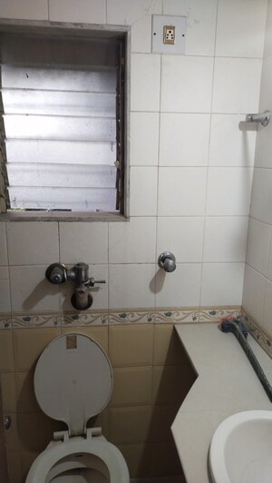 Bathroom in 3.5 BHK Apartment at Kharghar Sector 21 – for Sale
