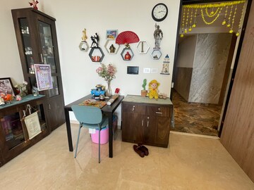 Team Area in 2 BHK Apartment at Dosti Eastern Bay, Wadala – for Rent