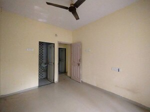 Room in 2 BHK Apartment at Rajesh Residency, Kamothe Sector 20 – for Sale