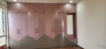Room in 3 BHK Apartment at Cybercity Marina Skies, Hi Tech City – for Rent