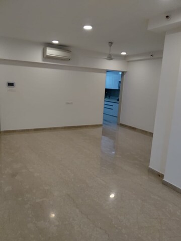 Room in 2 BHK Apartment at Kanakia Paris, Bandra East – for Rent