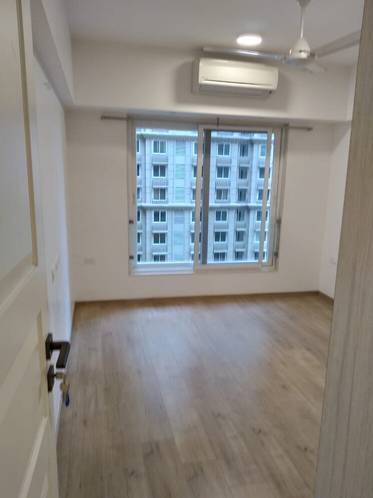 Room, kanakia-paris 2 Bedroom 795 Sq.Ft. Apartment In Bandra East Mumbai 9041326