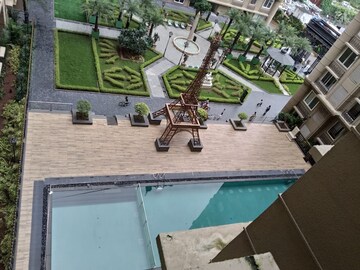 Team Area in 2 BHK Apartment at Kanakia Paris, Bandra East – for Rent