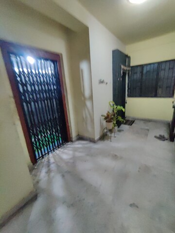 Bedroom in 2 BHK Apartment at New Alipore – for Rent
