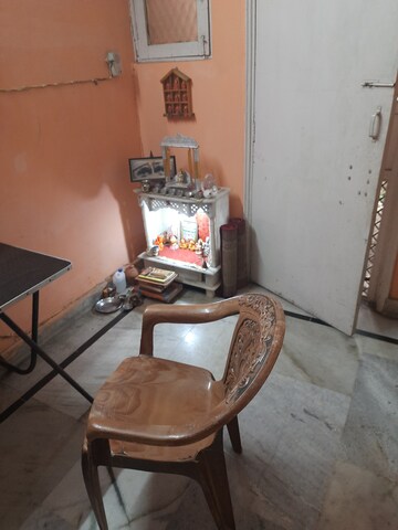 Furnished Amenities in 2 BHK Apartment at Laxmi Nagar – for Sale