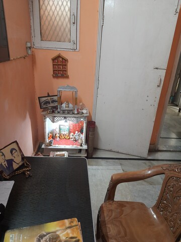Furnished Amenities in 2 BHK Apartment at Laxmi Nagar – for Sale