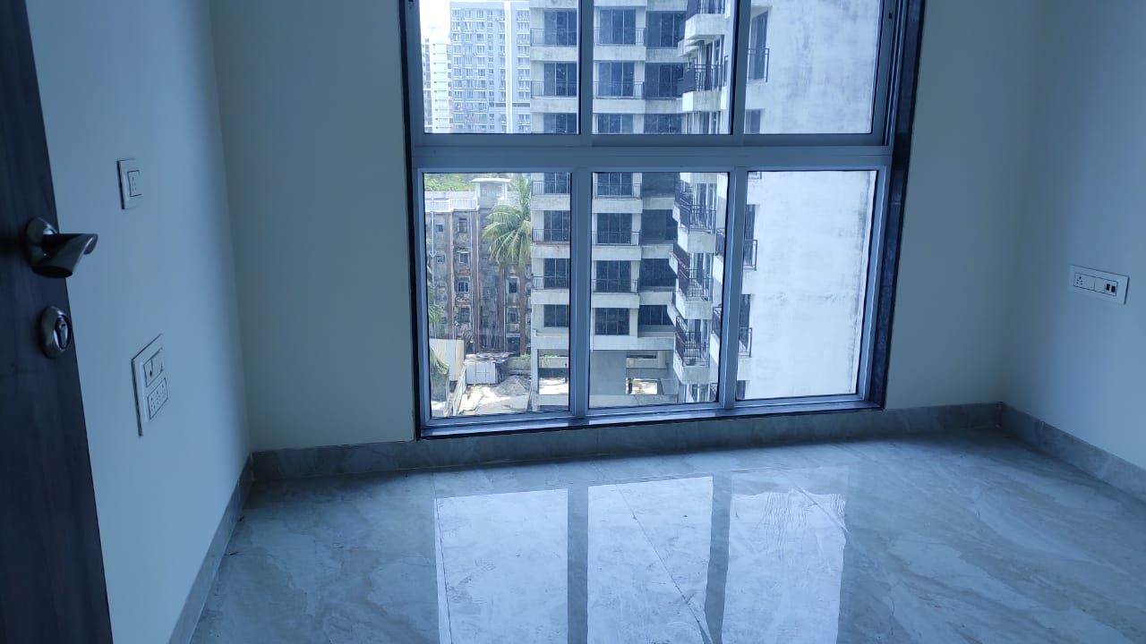 2 BHK + Servant Room Apartment For Sale in D N Nagar 