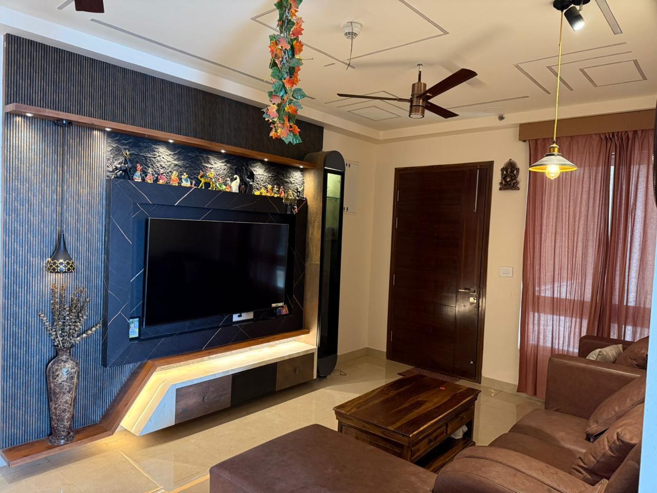2 BHK + Pooja Room Apartment For Rent in Aurobindo Kohinoor