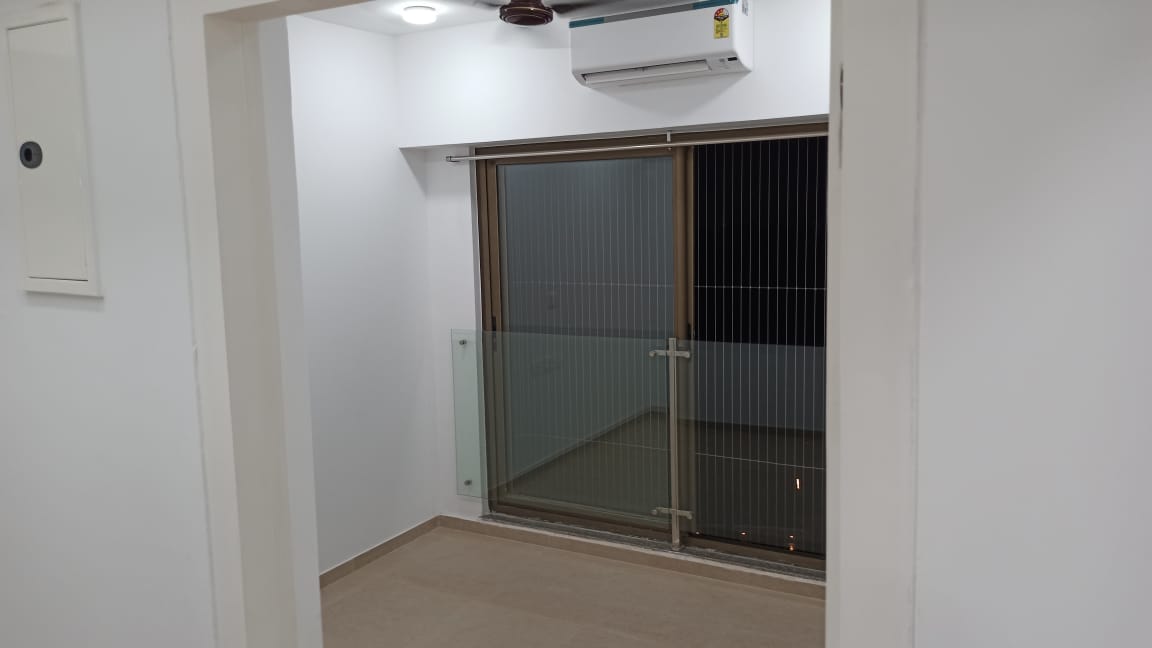 2 BHK Apartment For Rent in Kanakia Silicon Valley