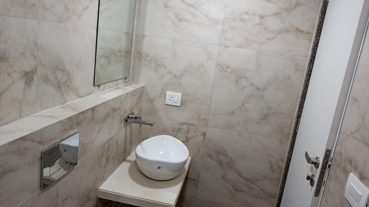 Bathroom, kanakia-silicon-valley 2 Bedroom 669 Sq.Ft. Apartment In Powai Mumbai 9041394