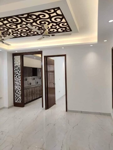 Room in 2 BHK Builder Floor at Saket – for Rent