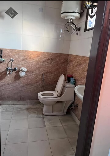 Bathroom in 1 RK Builder Floor at Saket – for Rent