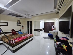 Master Bedroom in 4 BHK Villa at Gaurav Enclave I, Mira Road – for Sale