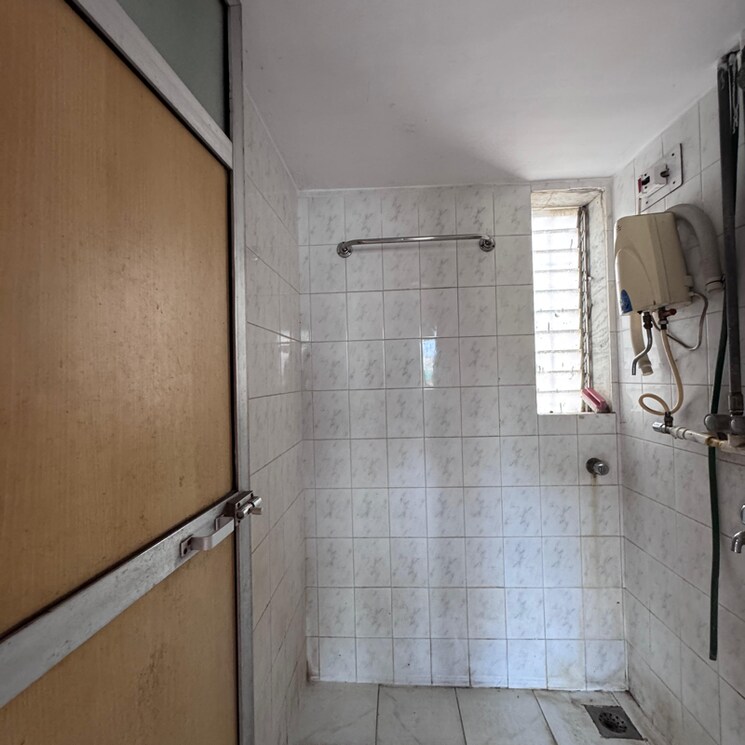 Bathroom, vasai west 1 Bedroom 555 Sq.Ft. Apartment In Vasai West Palghar 9041462
