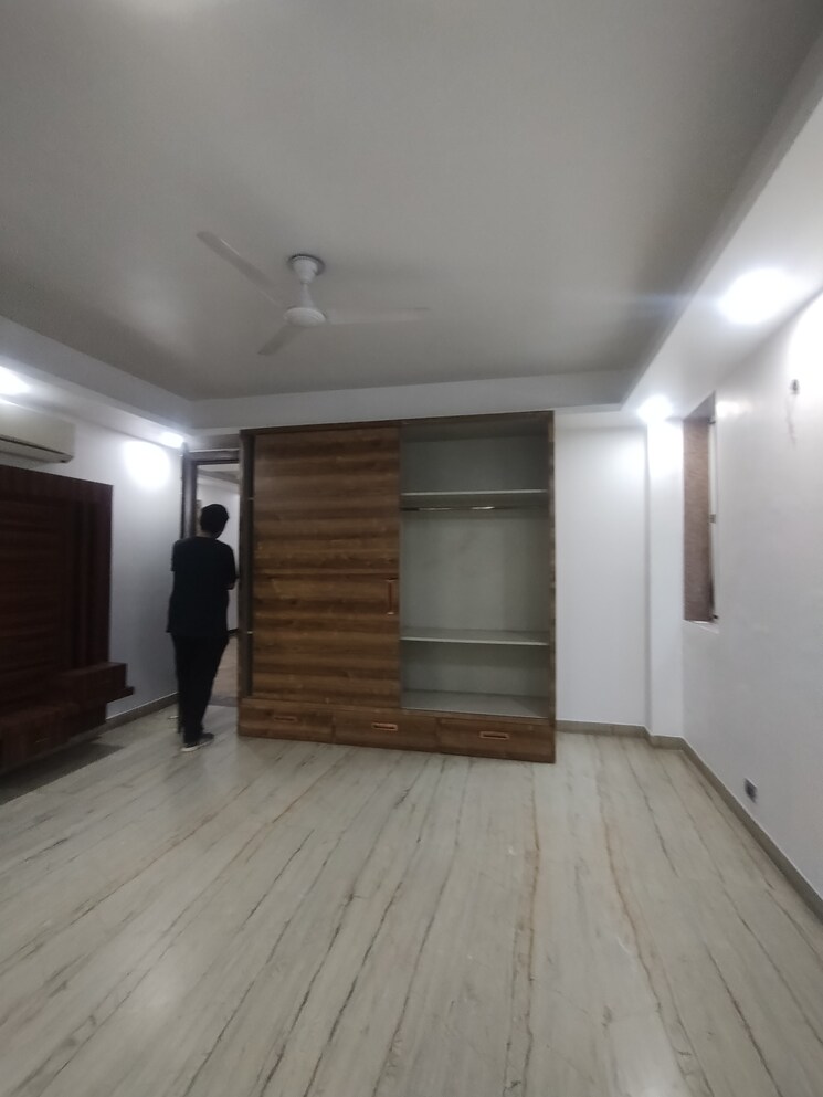 Kitchen, sushant-lok-3 3 Bedroom 215 Sq.Yd. Builder Floor In Sector 57 Gurgaon 9041459