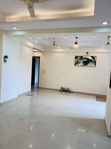 Team Area in 2 BHK Builder Floor at Sunshine Apartments Sector 73, Sector 73 – for Sale