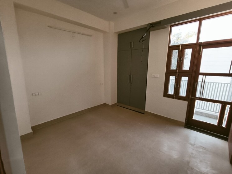 Room, sushant-lok-3 3 Bedroom 220 Sq.Yd. Builder Floor In Sector 57 Gurgaon 9041488