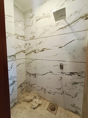 Bathroom in 2 BHK Builder Floor at Saket – for Rent
