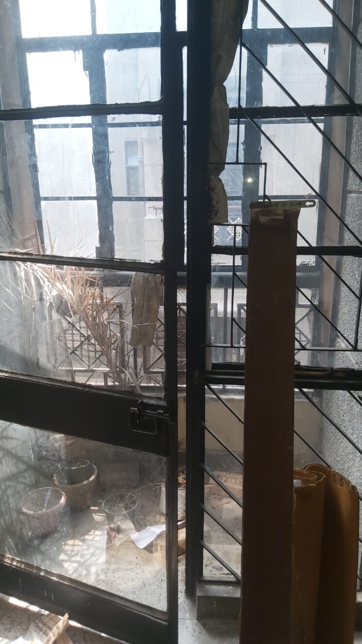 undefined, mayur vihar 2.5 Bedroom 800 Sq.Ft. Apartment In Mayur Vihar Delhi 9041515