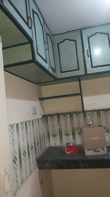 Kitchen in 2.5 BHK Apartment at Mayur Vihar – for Rent