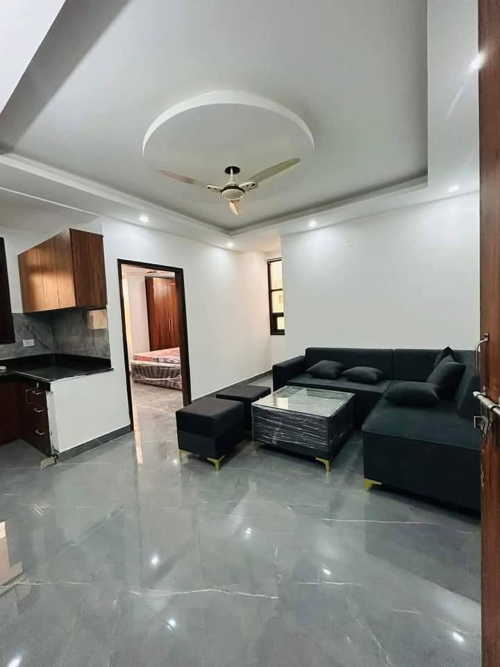 1 BHK Builder Floor For Rent in Saket