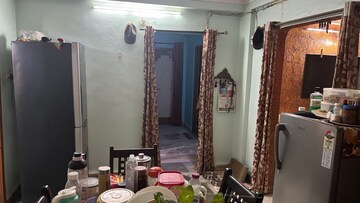 Furnished Amenities in 2.5 BHK Apartment at Saket Nagar – for Sale