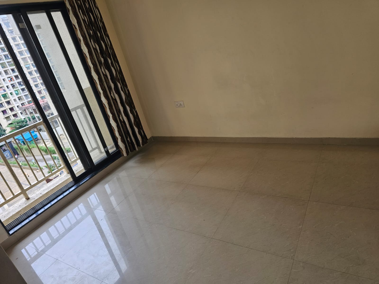 1 BHK Apartment For Rent in Mandar Heights
