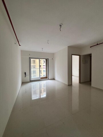 Room in 2 BHK Apartment at Ashar Axis, Majiwada – for Rent