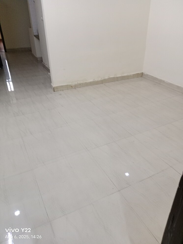 Room, laxmi nagar 2 Bedroom 500 Sq.Ft. Builder Floor In Laxmi Nagar Delhi 9041577