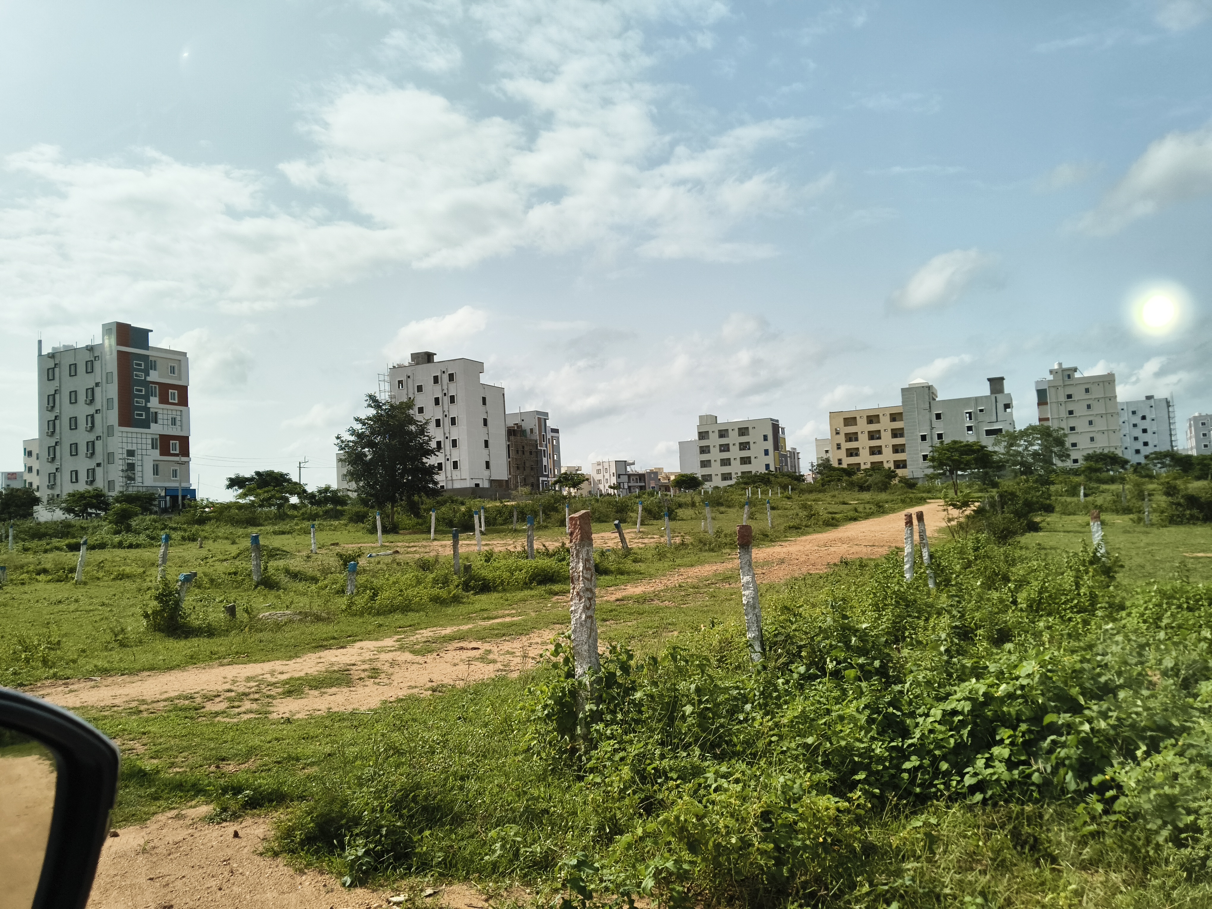 Plot For Sale in Manchirevula