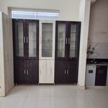 Room in 3 BHK Builder Floor at Kondapur – for Rent