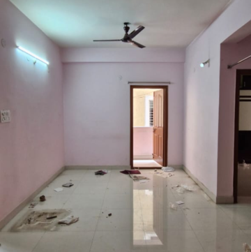 Room in 2 BHK Builder Floor at Kondapur – for Rent