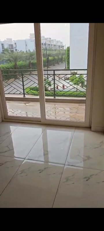 Balcony in 2.5 BHK Builder Floor at Central Park Flower Valley Aqua Front Towers, Sohna Sector 33 – for Rent