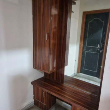 Room in 2 BHK Builder Floor at Kondapur – for Rent