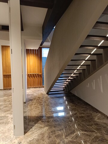 Staircase in 4 BHK Apartment at Regency Liqury, Lavelle Road – for Rent