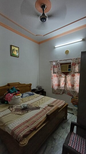 Bedroom in 4 BHK Independent House at Uttam Nagar – for Sale