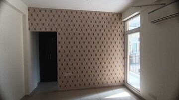 Room in 4 BHK Apartment at Barnala Green Lotus Avenue, Ambala Highway – for Sale
