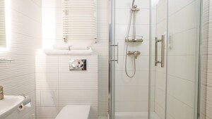Bathroom in 3 BHK Apartment at Pride World City Wellington, Charholi Budruk – for Sale