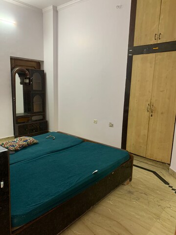 Bedroom in 1.5 BHK Builder Floor at Gomti Nagar – for Rent