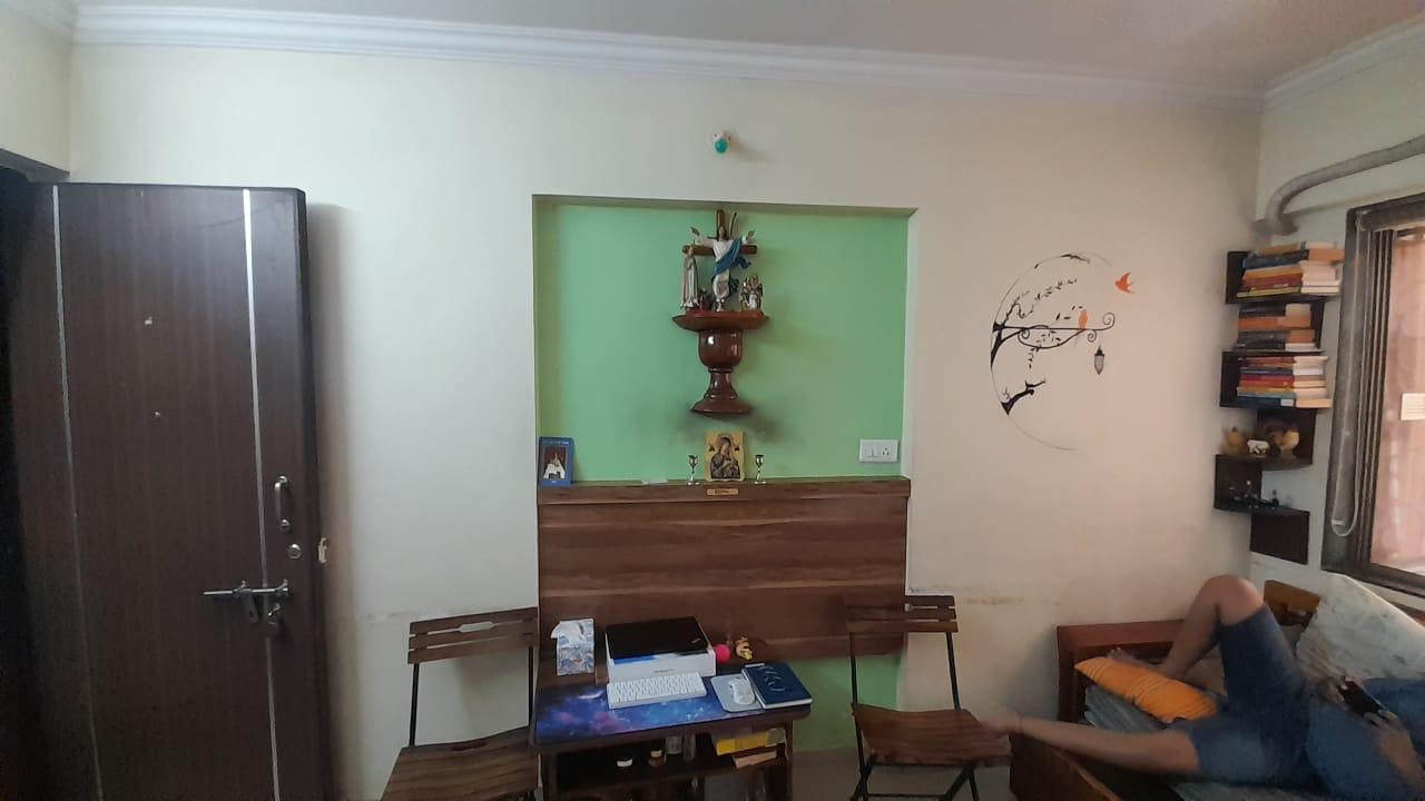 1 BHK 300 Sq.Ft. Apartment in Lumbini CHS