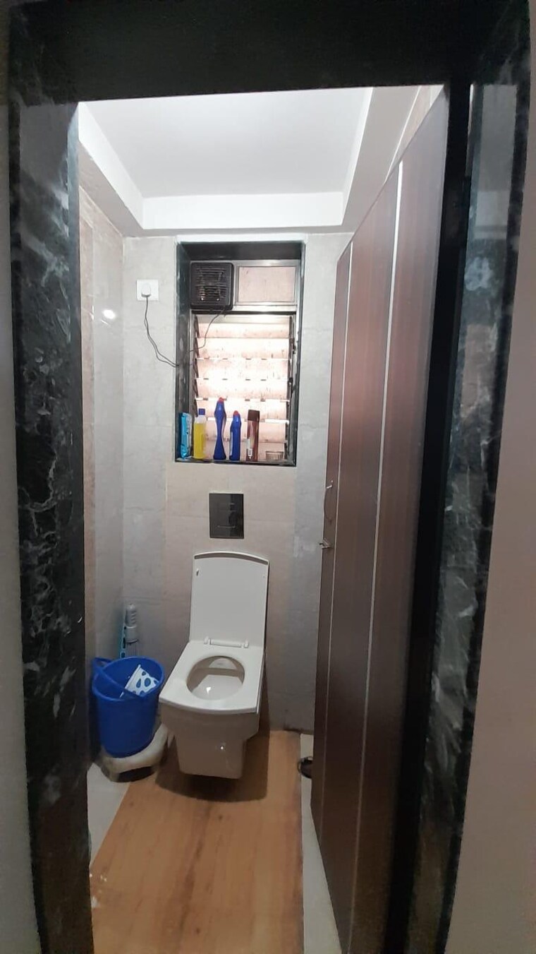 Bathroom, lumbini-chs 1 Bedroom 300 Sq.Ft. Apartment In Khar West Mumbai 9041725